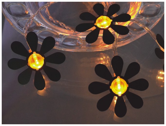  made in china  FY-009-A194 LED cheap christmas LIGHT CHAIN WITH STEEL FLOWER  company