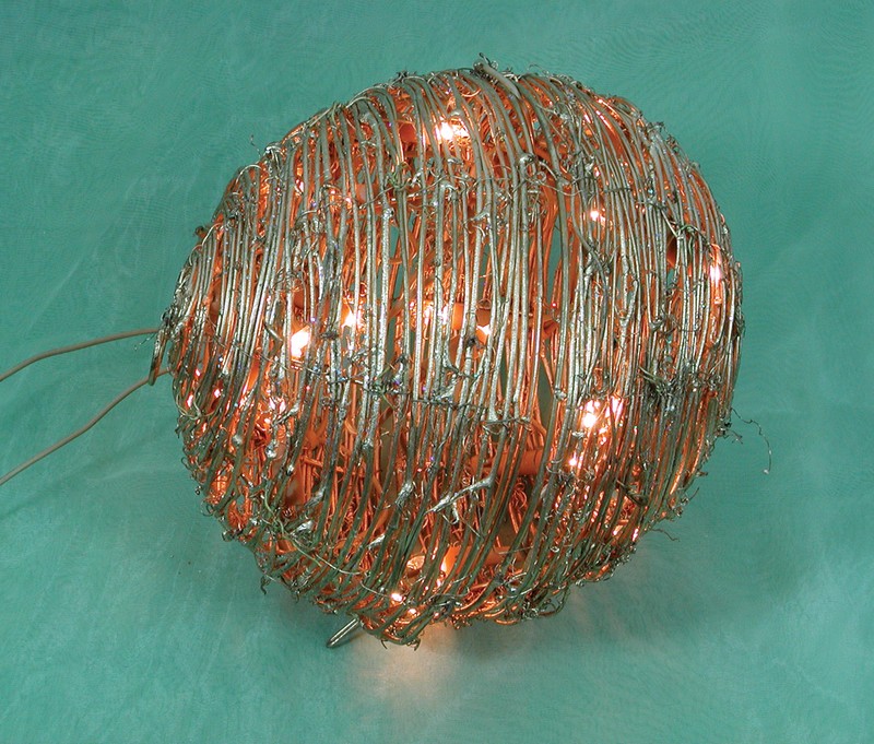  manufacturer In China FY-06-017 cheap christmas gold ball rattan light bulb lamp  corporation
